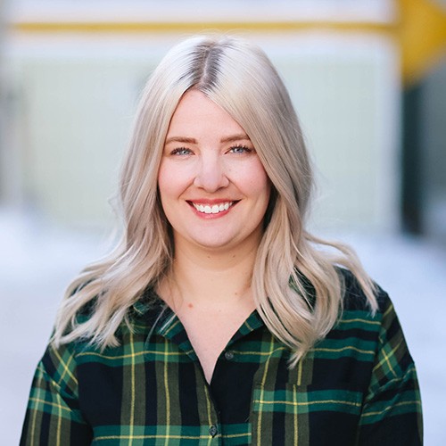 Wisetail LMS CX support Louise Schellhammer.