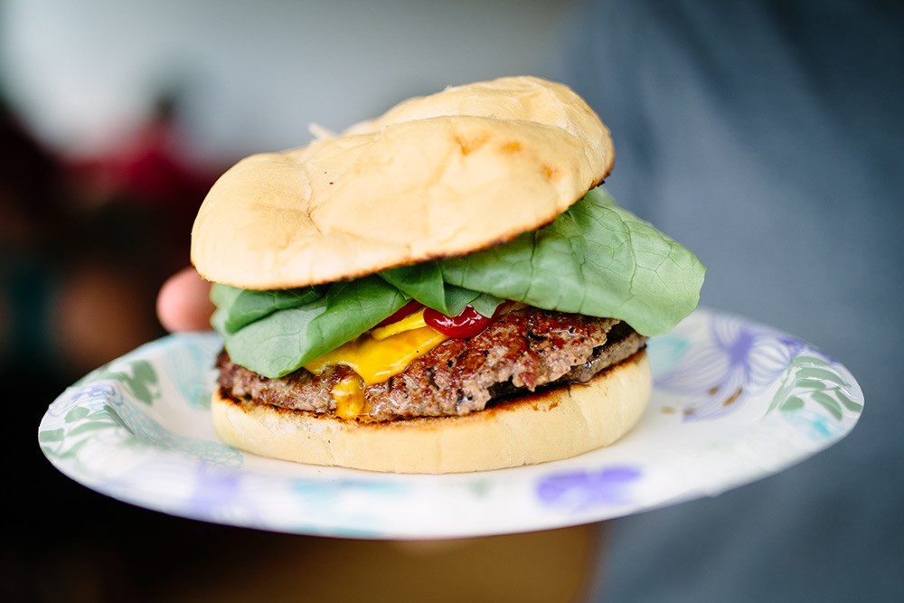 A tasty cheeseburger at a Wisetail LMS lunch.