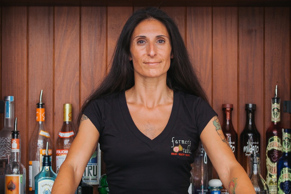 Wisetail LMS partner Farmer's Table bartender.