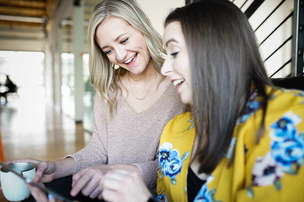 Wisetail LMS employees Meghan and Stevey discuss the Wisetail LMS platform.